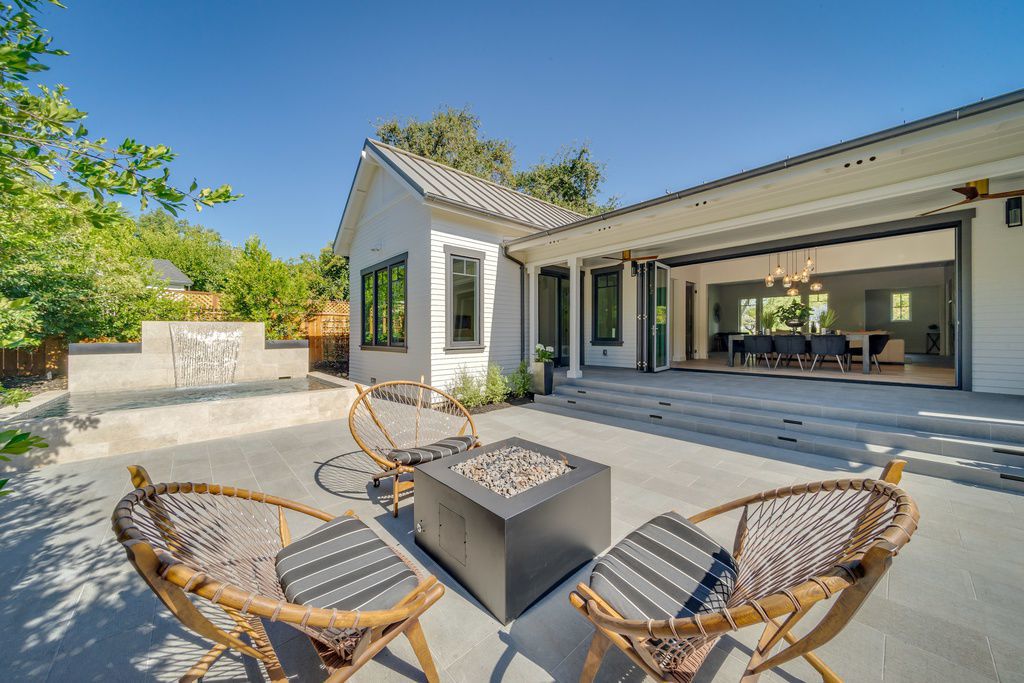 1225 Allyn Ave., Saint Helena